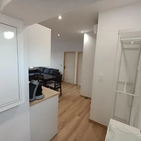 T3 Renove En 2023, Intra Muros Apartment Avignon